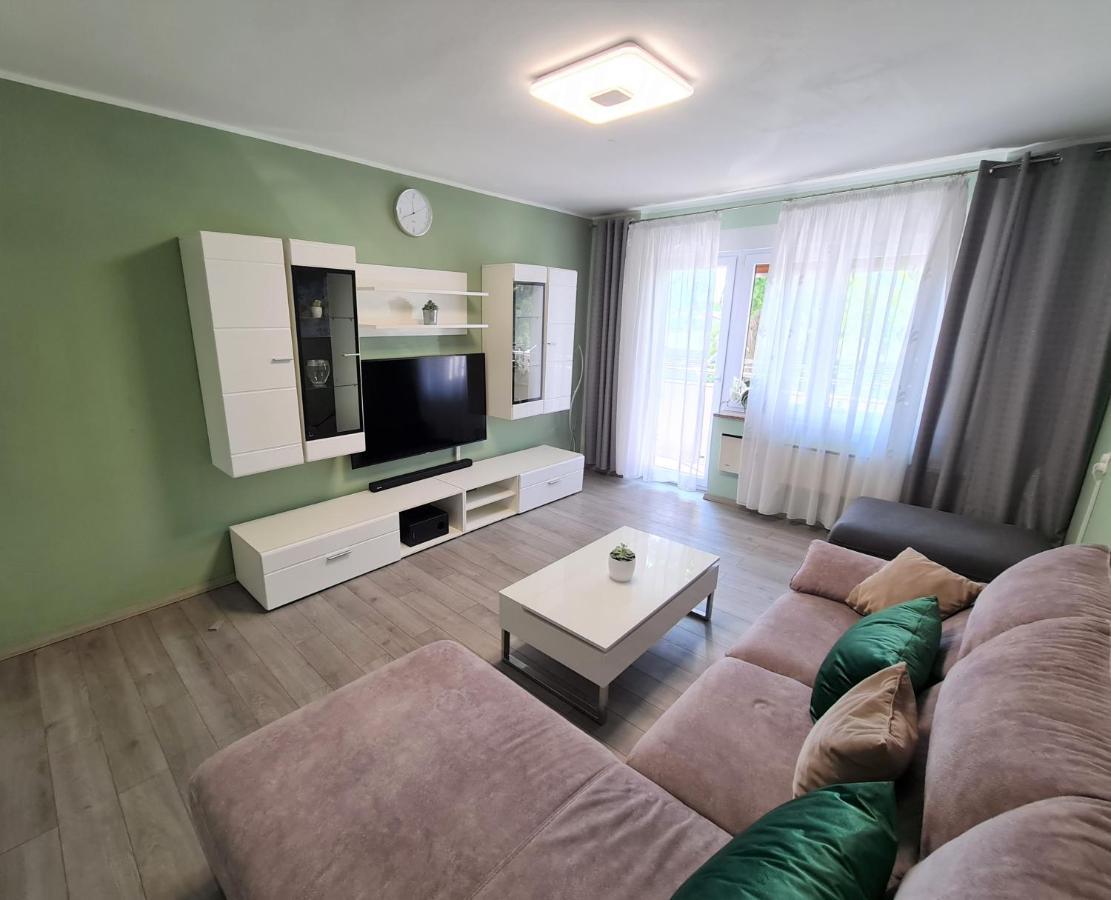 M & M Apartment PUY Eksteriør bilde